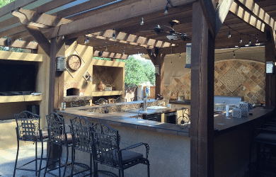 outdoor kitchen