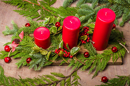 Christmas Candle Centerpiece